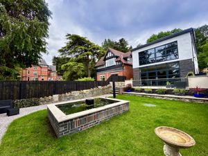 Photo 1- click for photo gallery